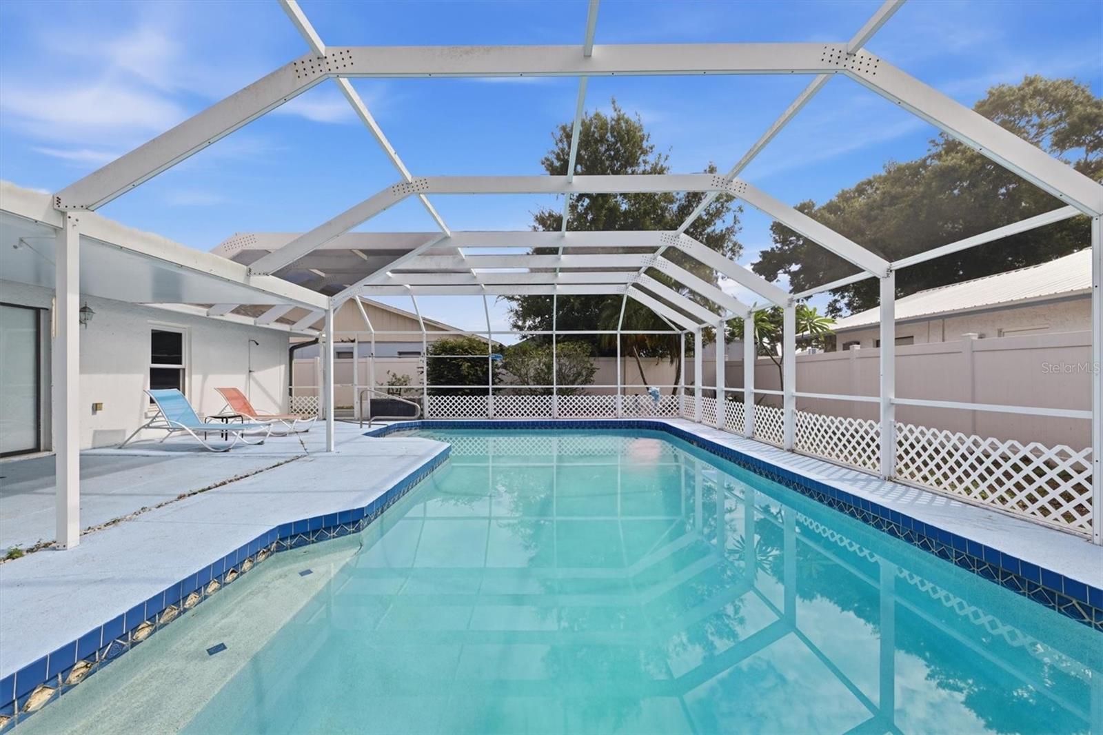 HERITAGE WEST - Residential