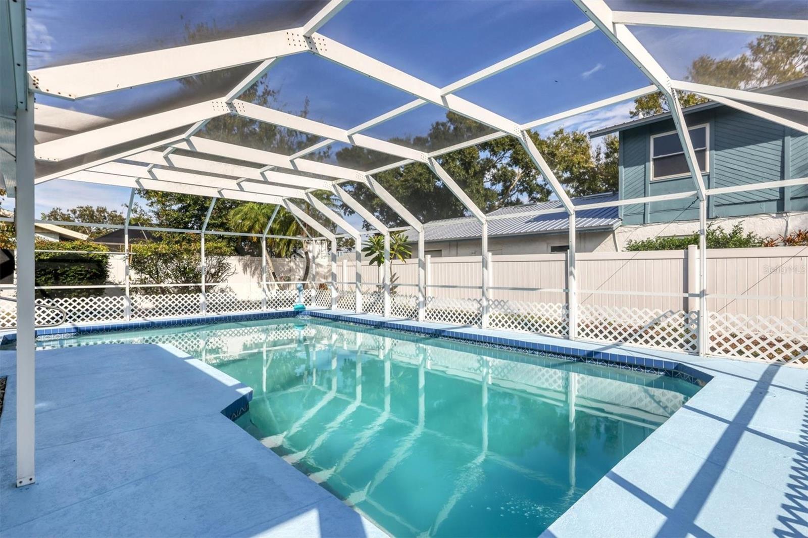 HERITAGE WEST - Residential