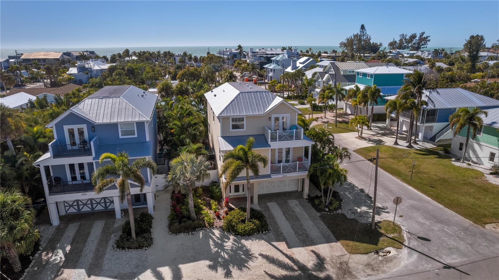 6906 HOLMES BLVD - Residential