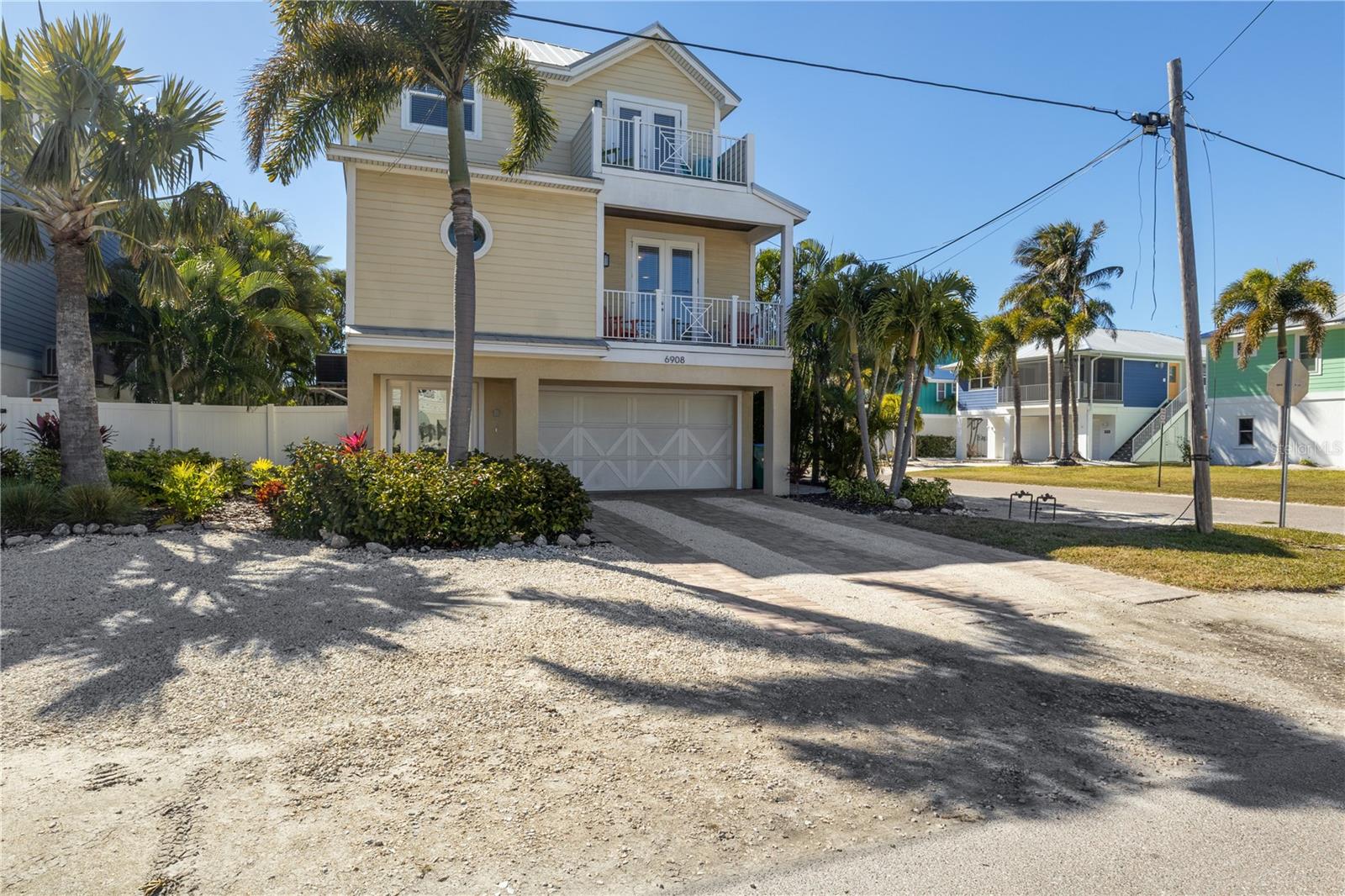 6906 HOLMES BLVD - Residential