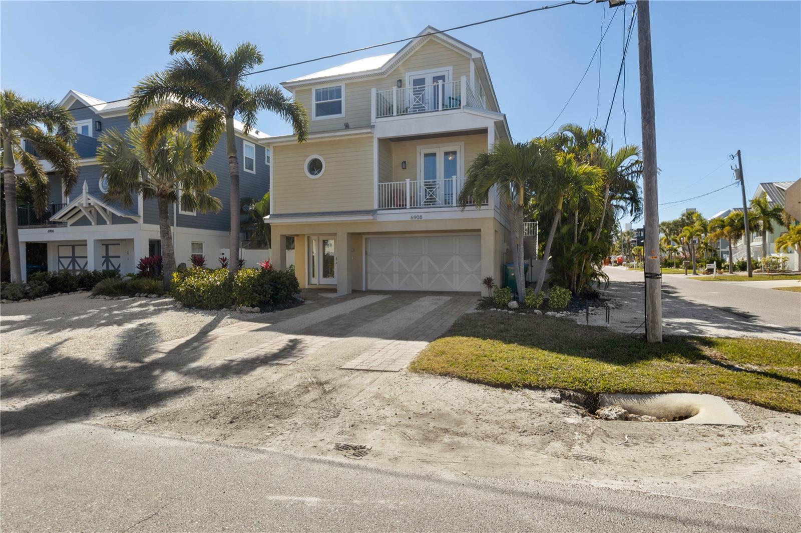 6906 HOLMES BLVD - Residential