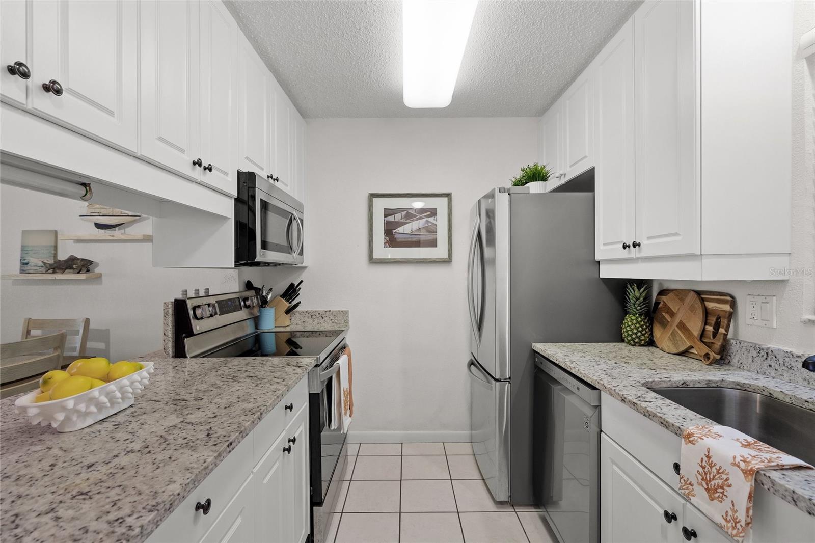 WHITE SANDS VILLAGE - Residential