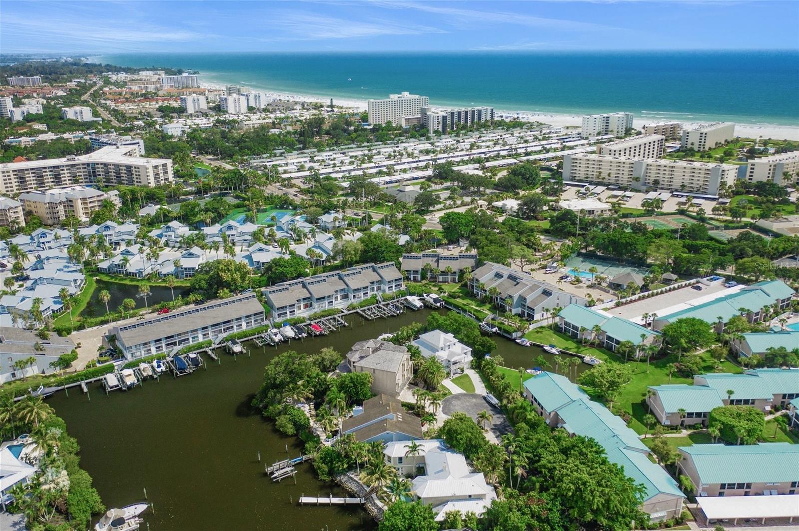 WHITE SANDS VILLAGE - Residential