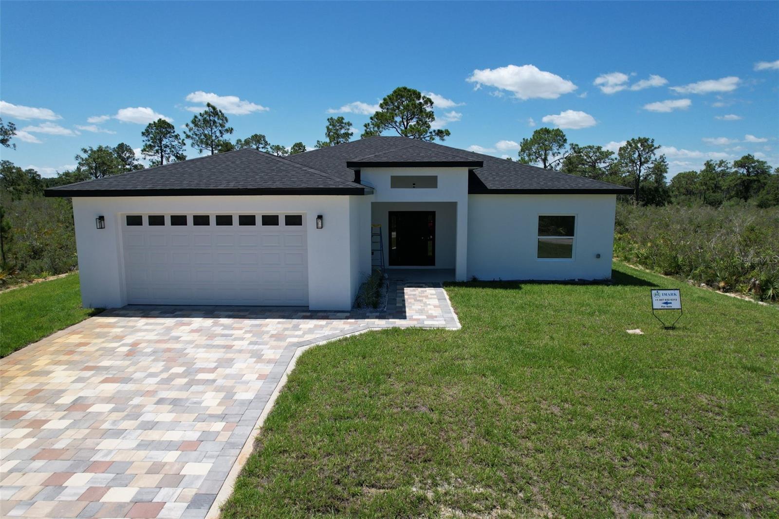 SUN N LAKE - Residential Lease