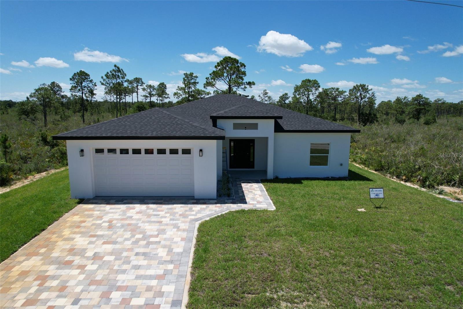 SUN N LAKE - Residential Lease
