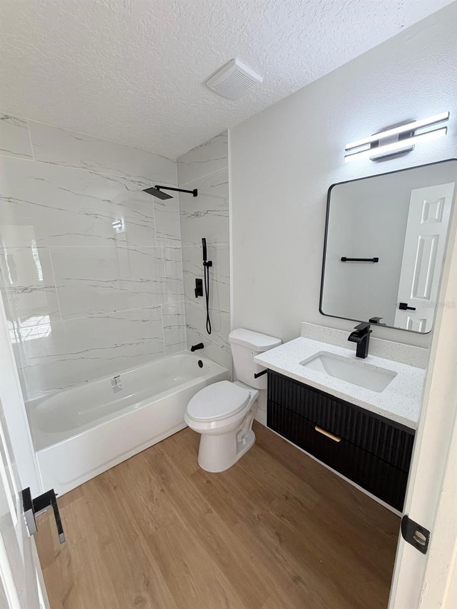 MEREDITH MANOR GOLF VIEW ESTATES SEC - Residential