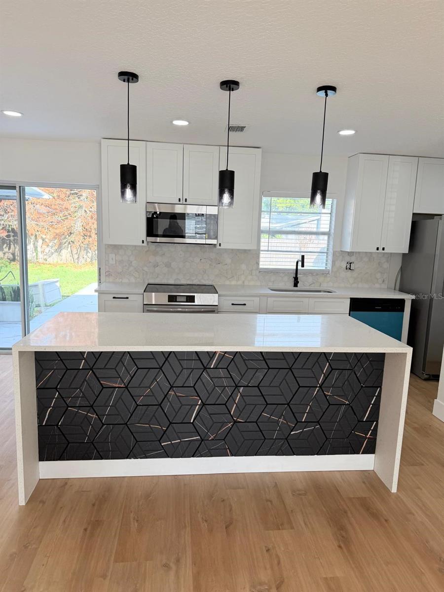 MEREDITH MANOR GOLF VIEW ESTATES SEC - Residential
