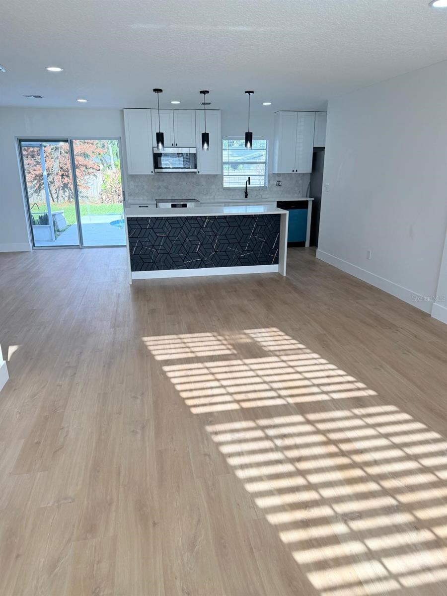 MEREDITH MANOR GOLF VIEW ESTATES SEC - Residential