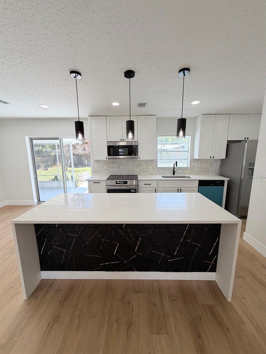 MEREDITH MANOR GOLF VIEW ESTATES SEC - Residential
