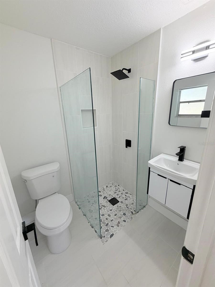 MEREDITH MANOR GOLF VIEW ESTATES SEC - Residential