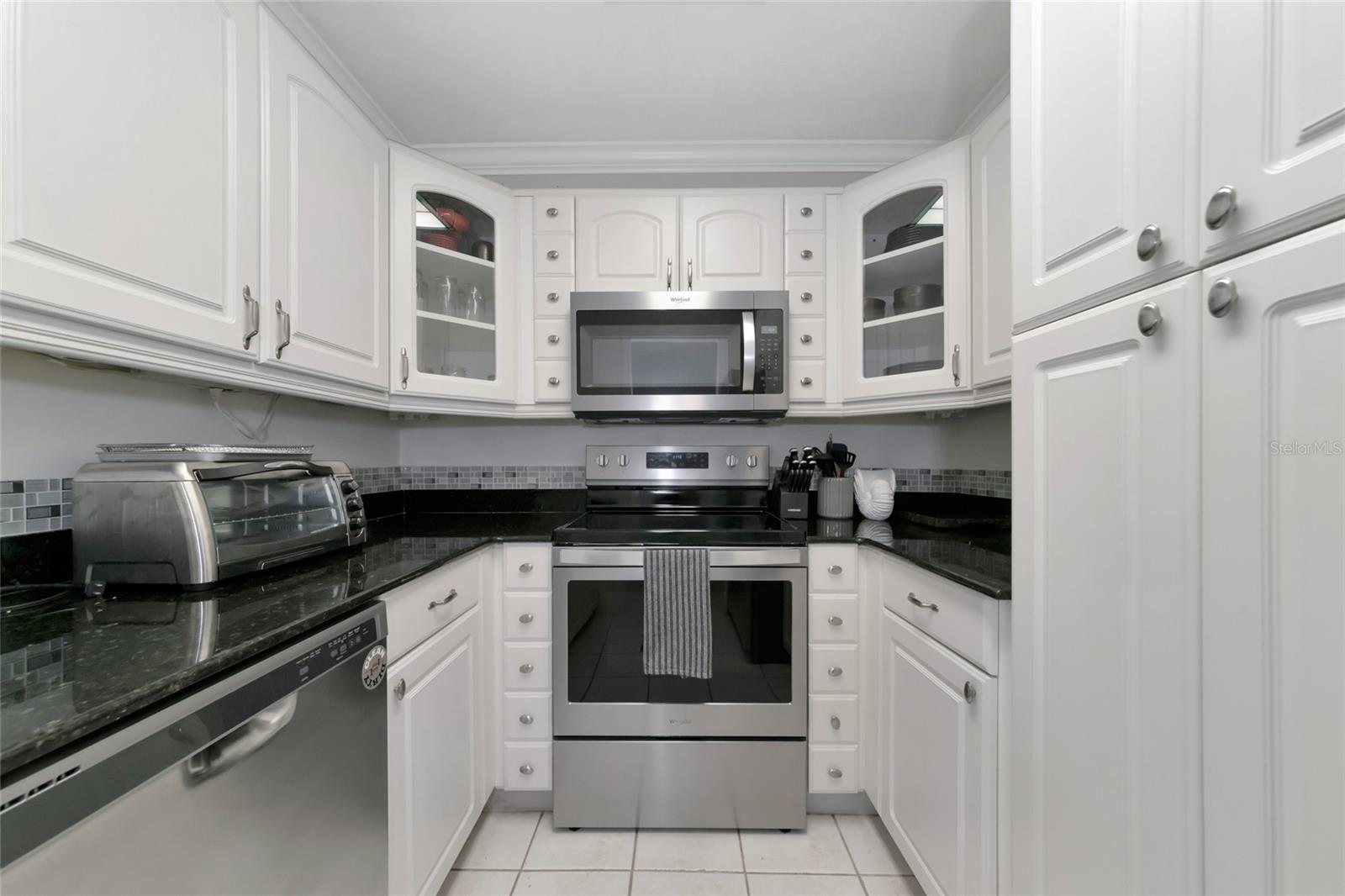 RAMBLEWOOD ACRES - Residential