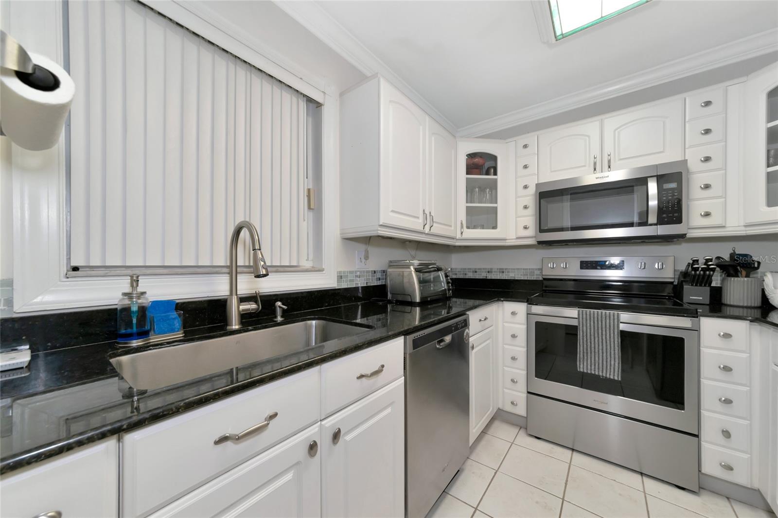 RAMBLEWOOD ACRES - Residential