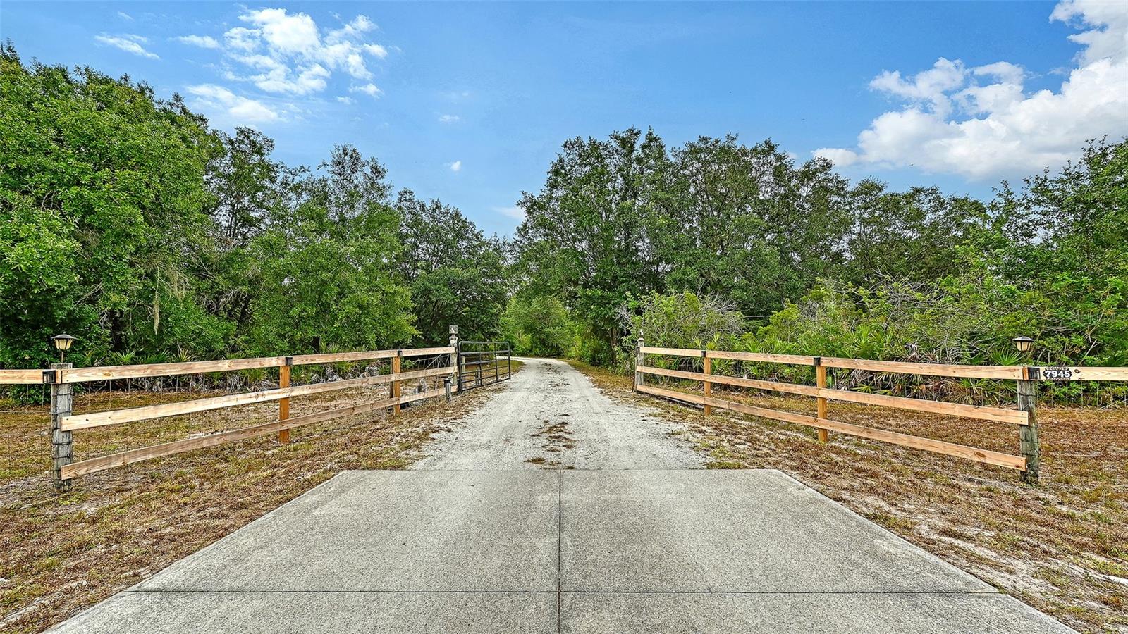 ACREAGE - Residential