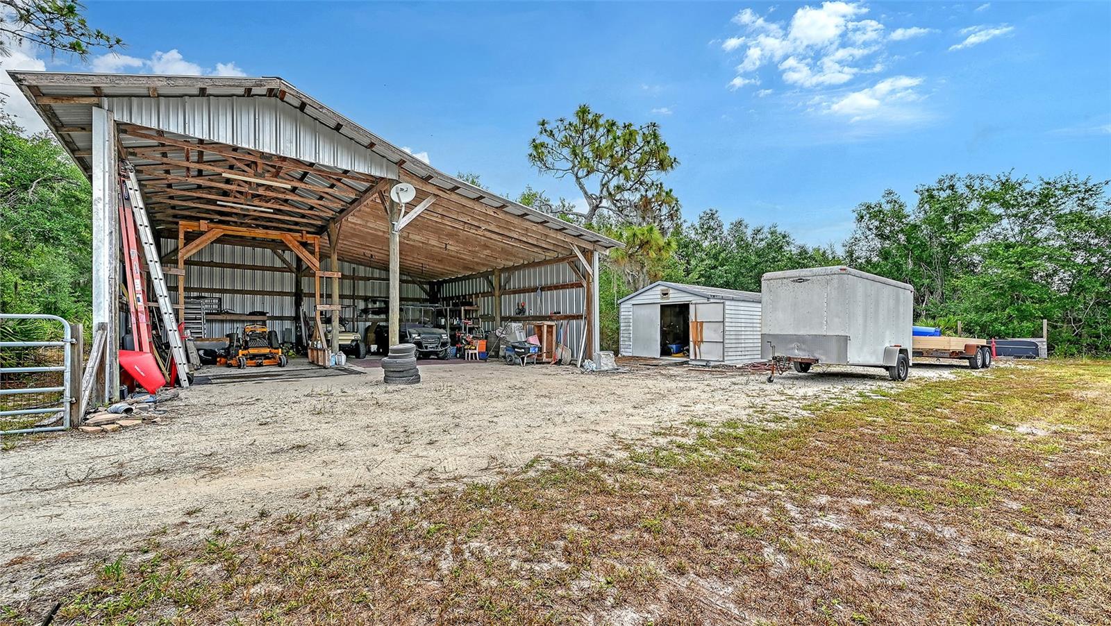 ACREAGE - Residential