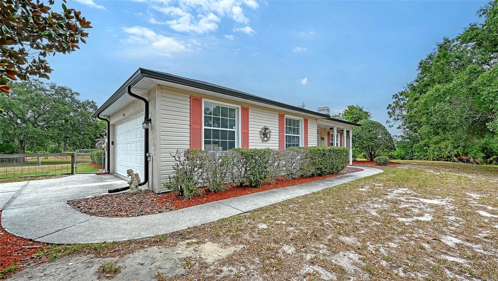 ACREAGE - Residential