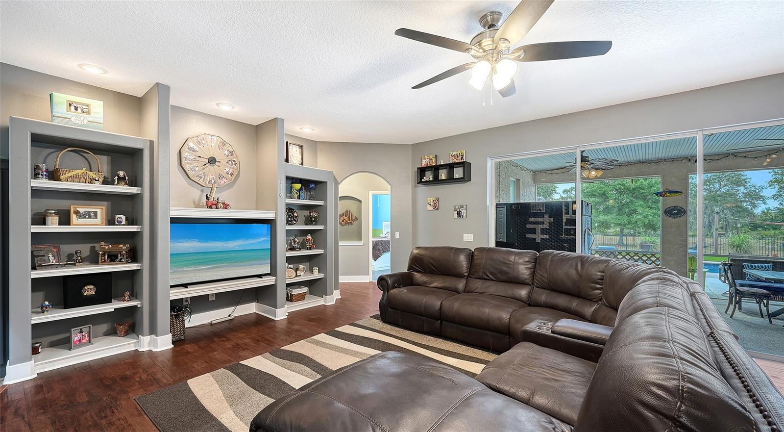 ACREAGE - Residential