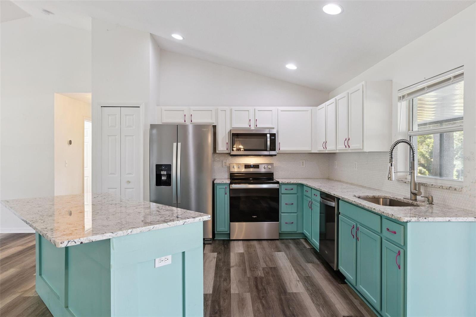 MINNEOLA OAK VALLEY PH 03 LT 362 PB 50 - Residential