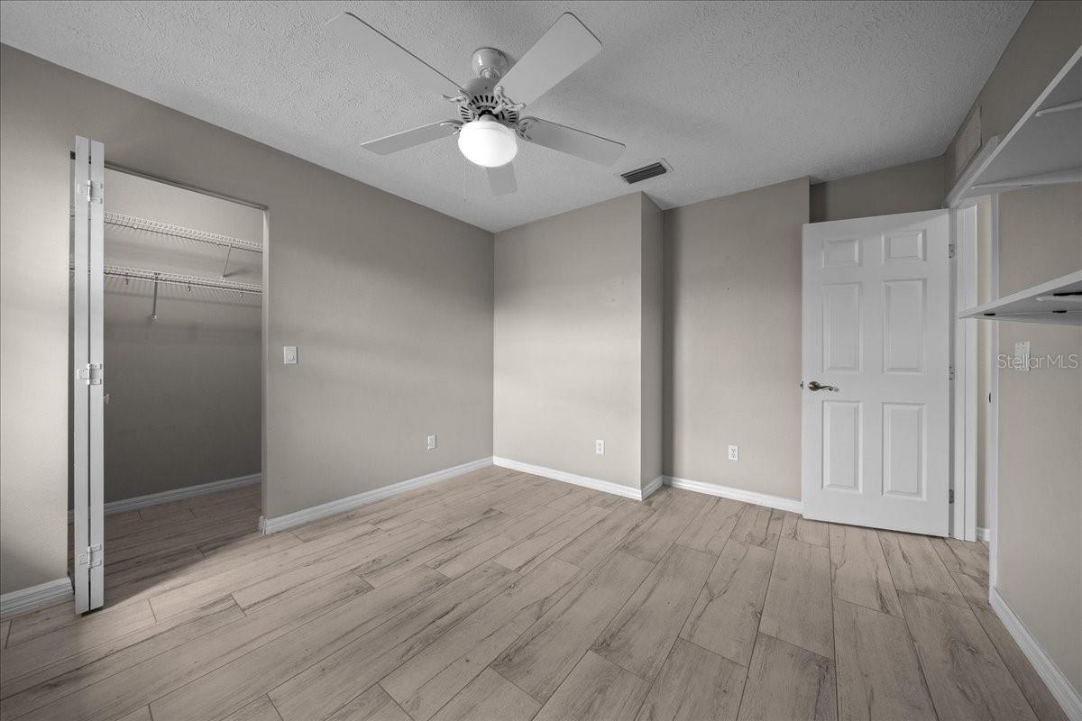 KINGS COURT FIRST ADD - Residential