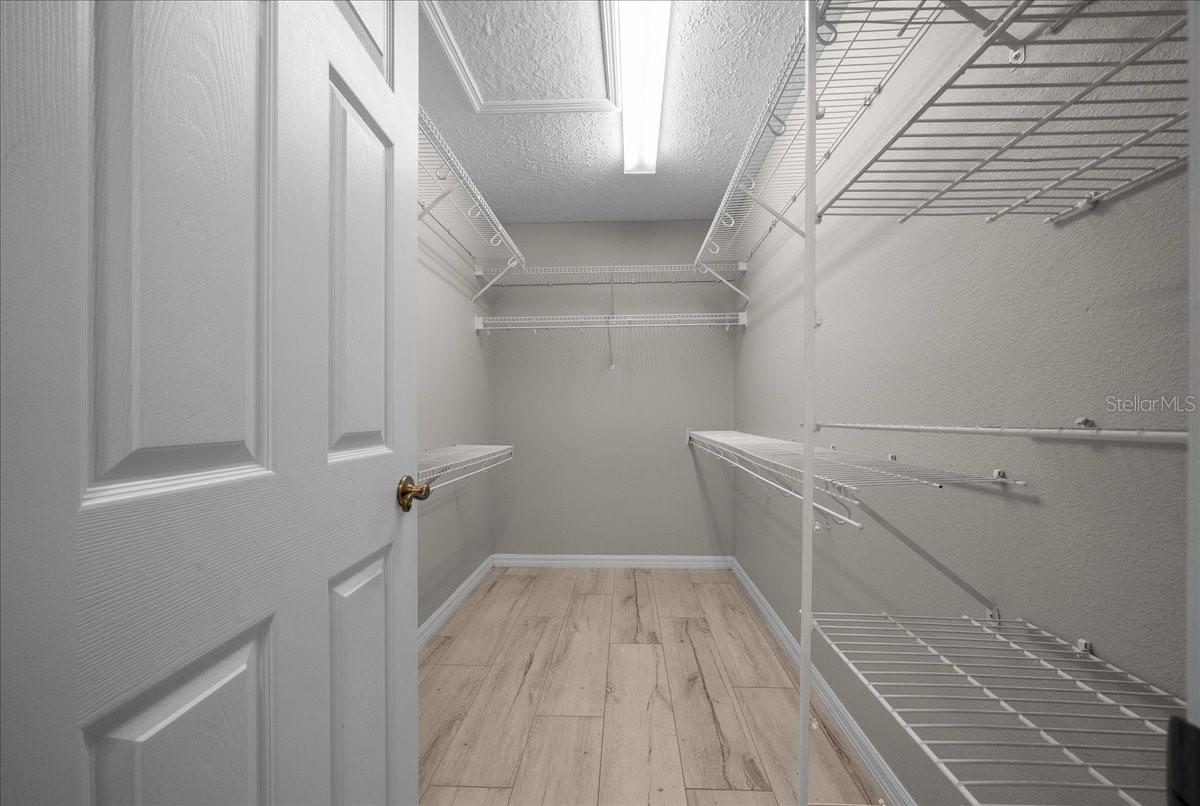 KINGS COURT FIRST ADD - Residential