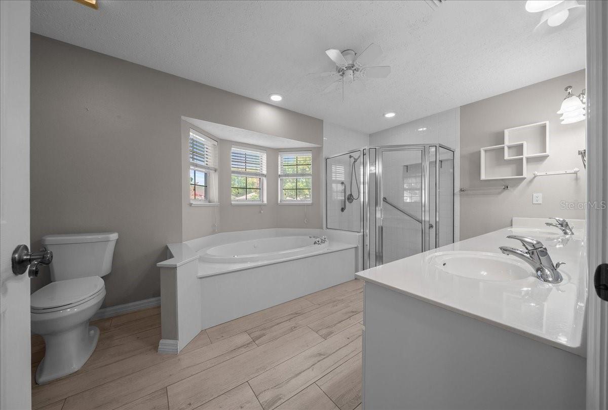 KINGS COURT FIRST ADD - Residential