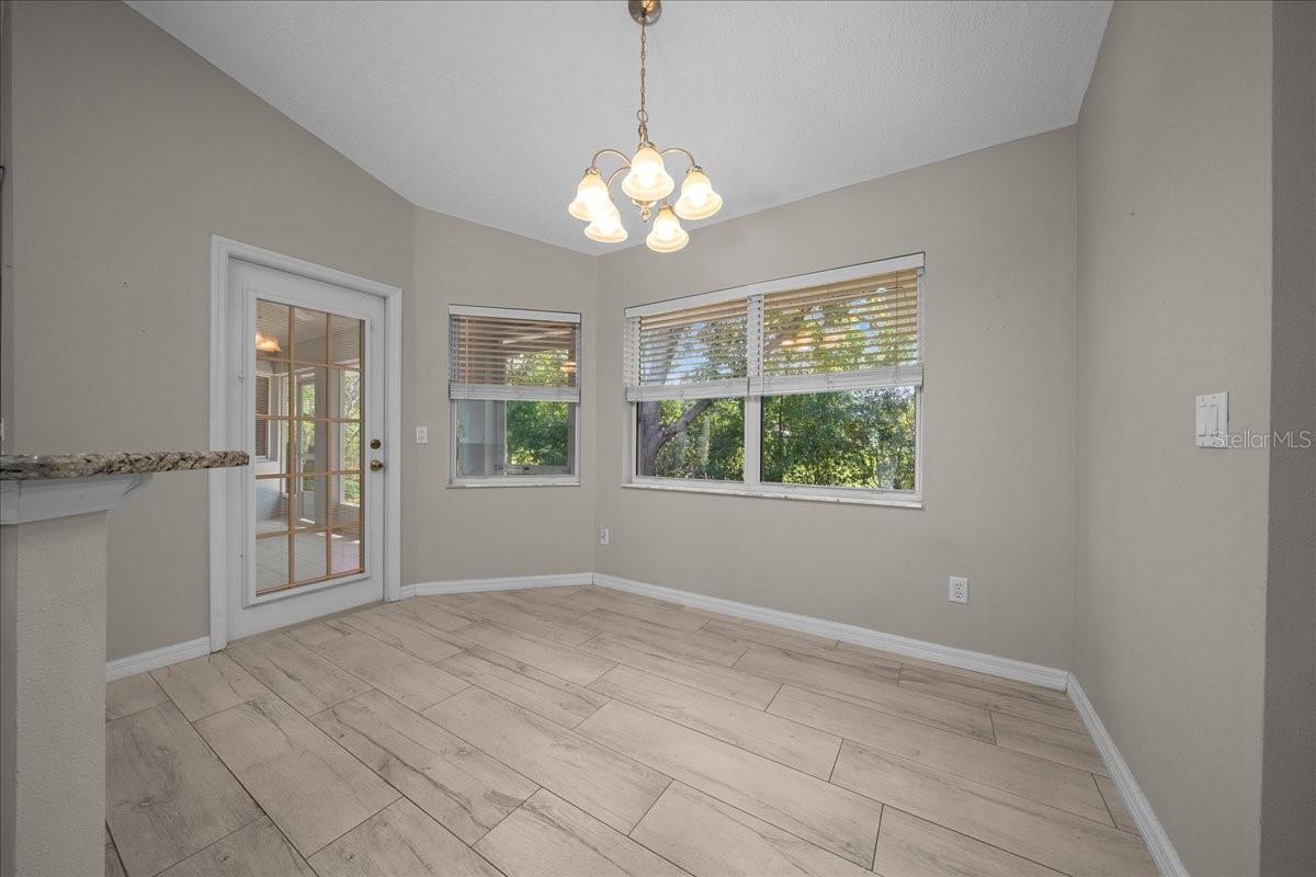 KINGS COURT FIRST ADD - Residential