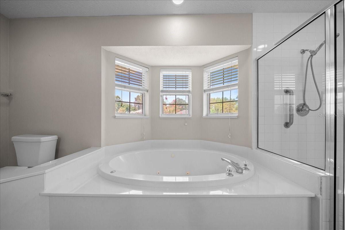 KINGS COURT FIRST ADD - Residential