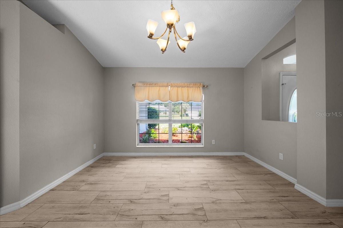 KINGS COURT FIRST ADD - Residential