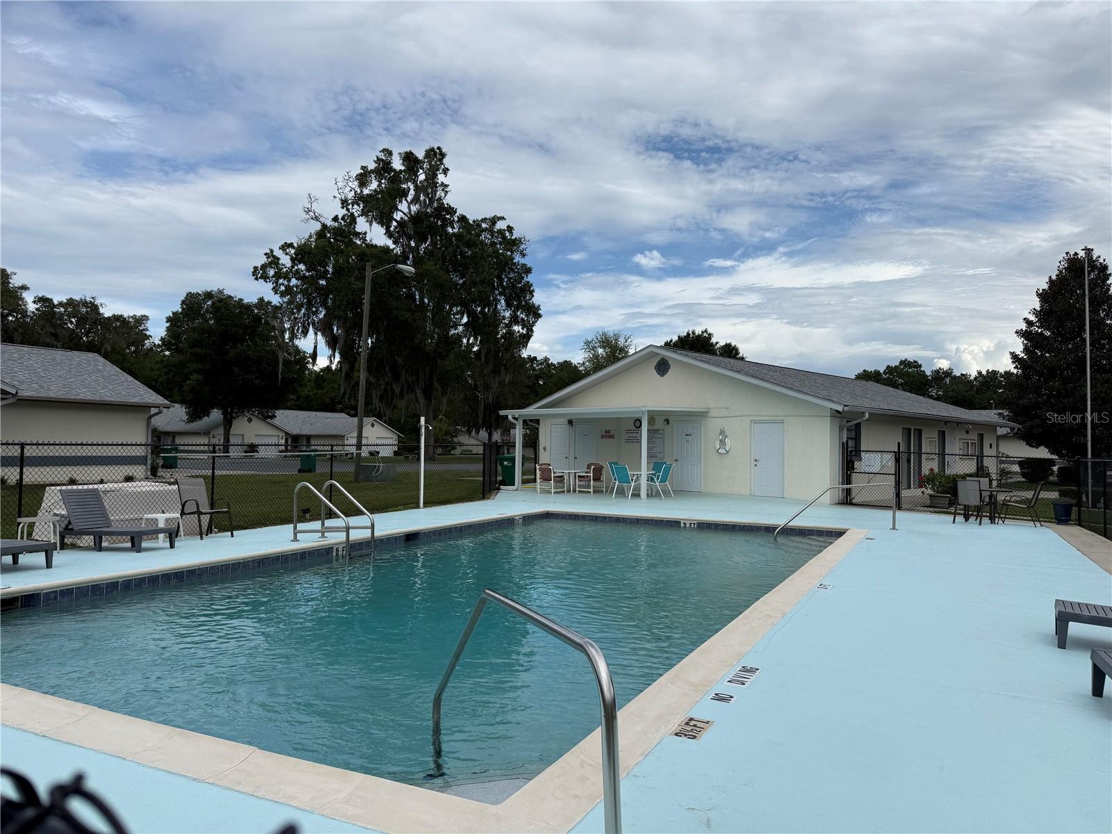 WHISPERING PINES VILLAS PH 02 - Residential