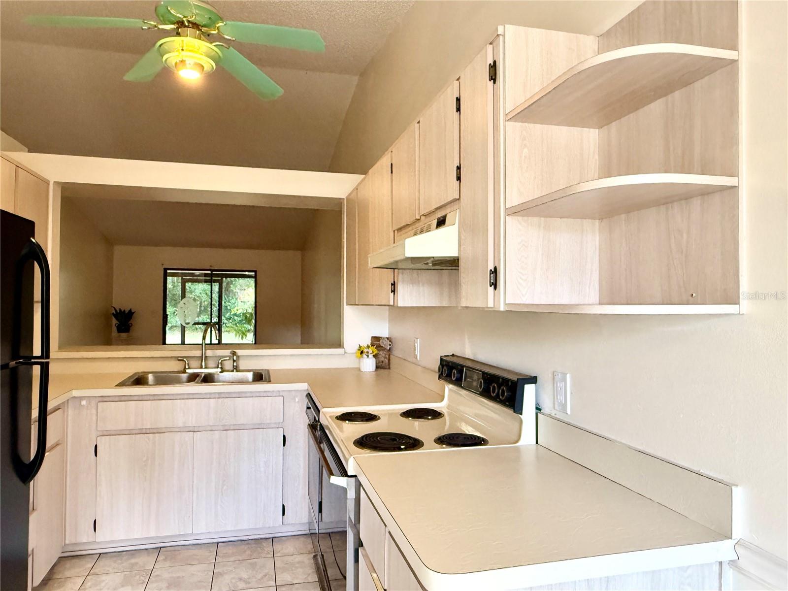 WHISPERING PINES VILLAS PH 02 - Residential