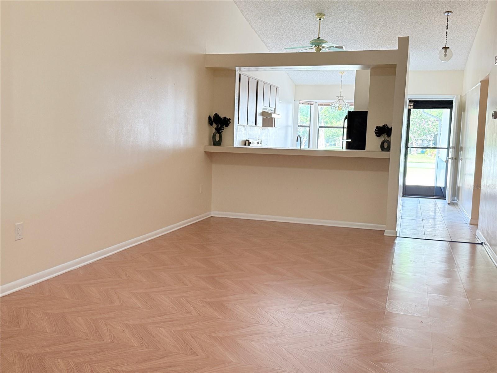 WHISPERING PINES VILLAS PH 02 - Residential