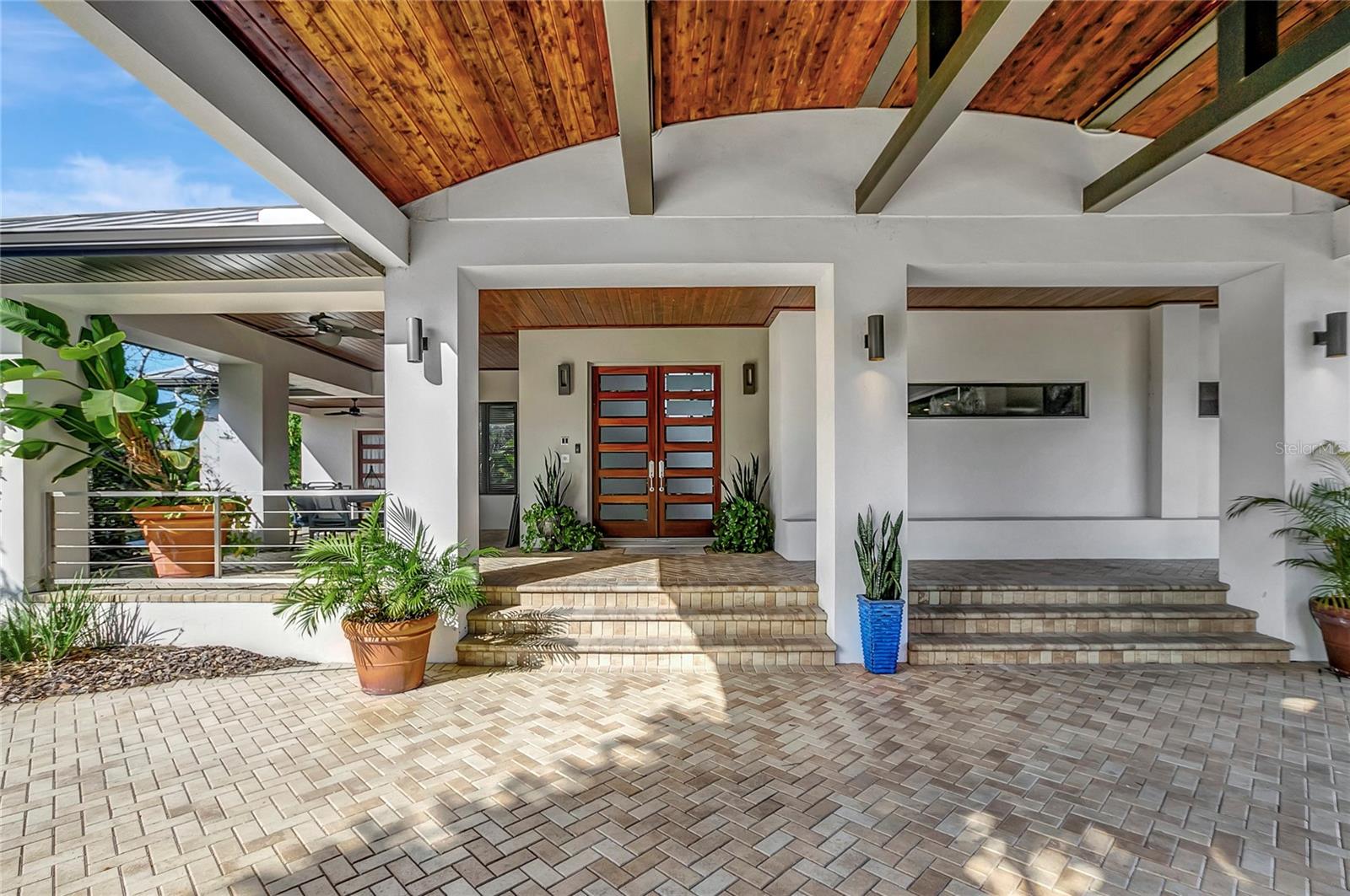 SANCTUARY ON LIVINGSTON PH 02 - Residential