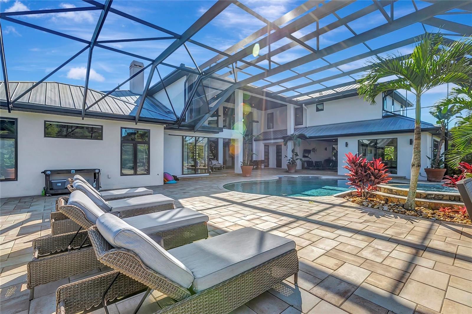 SANCTUARY ON LIVINGSTON PH 02 - Residential
