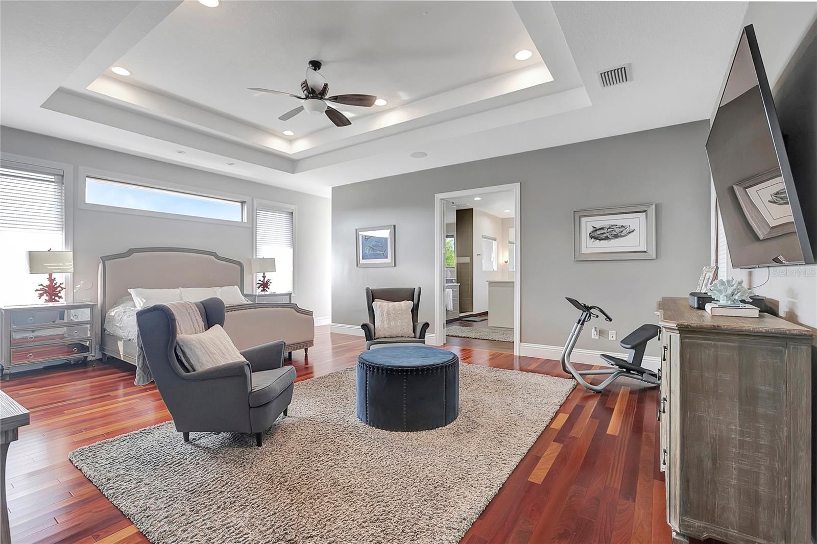 SANCTUARY ON LIVINGSTON PH 02 - Residential