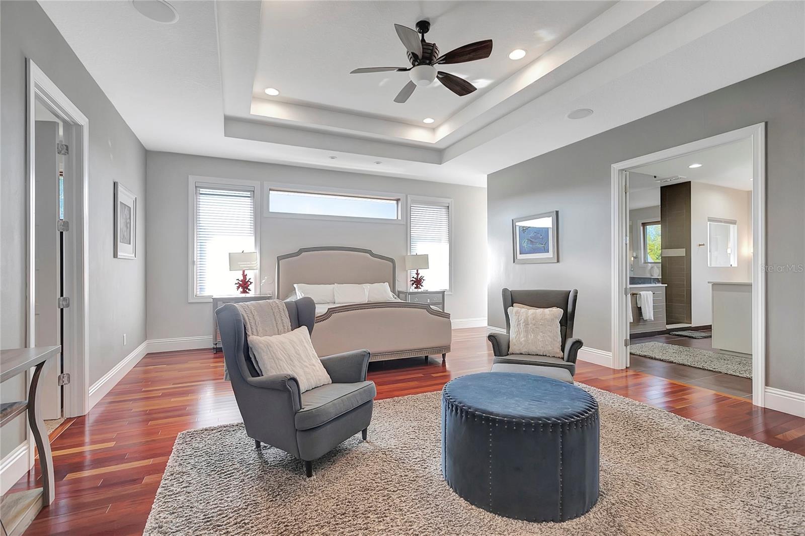 SANCTUARY ON LIVINGSTON PH 02 - Residential