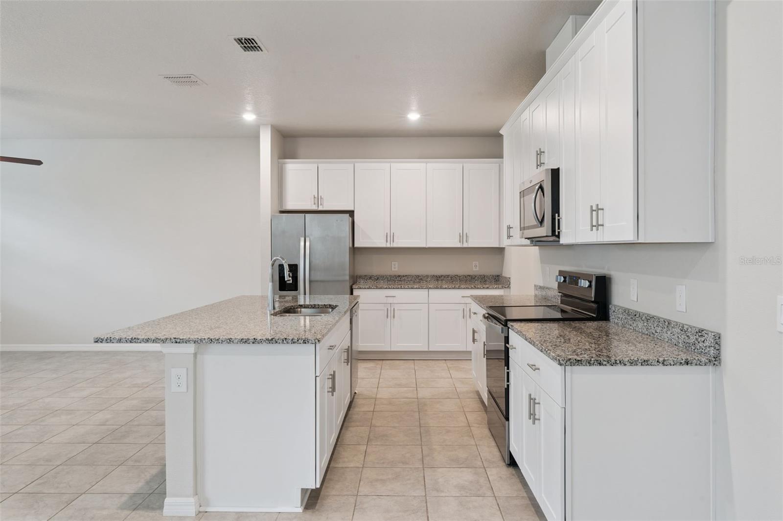 VILLAGES/MINNEOLA HILLS PH 1A - Residential