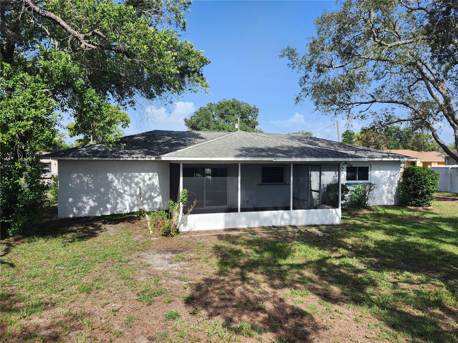 SPRING HILL - Residential