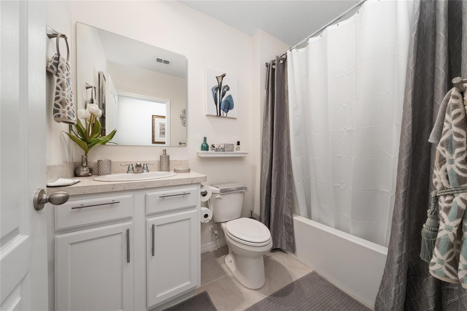 LAKE DENHAM ESTATES - Residential
