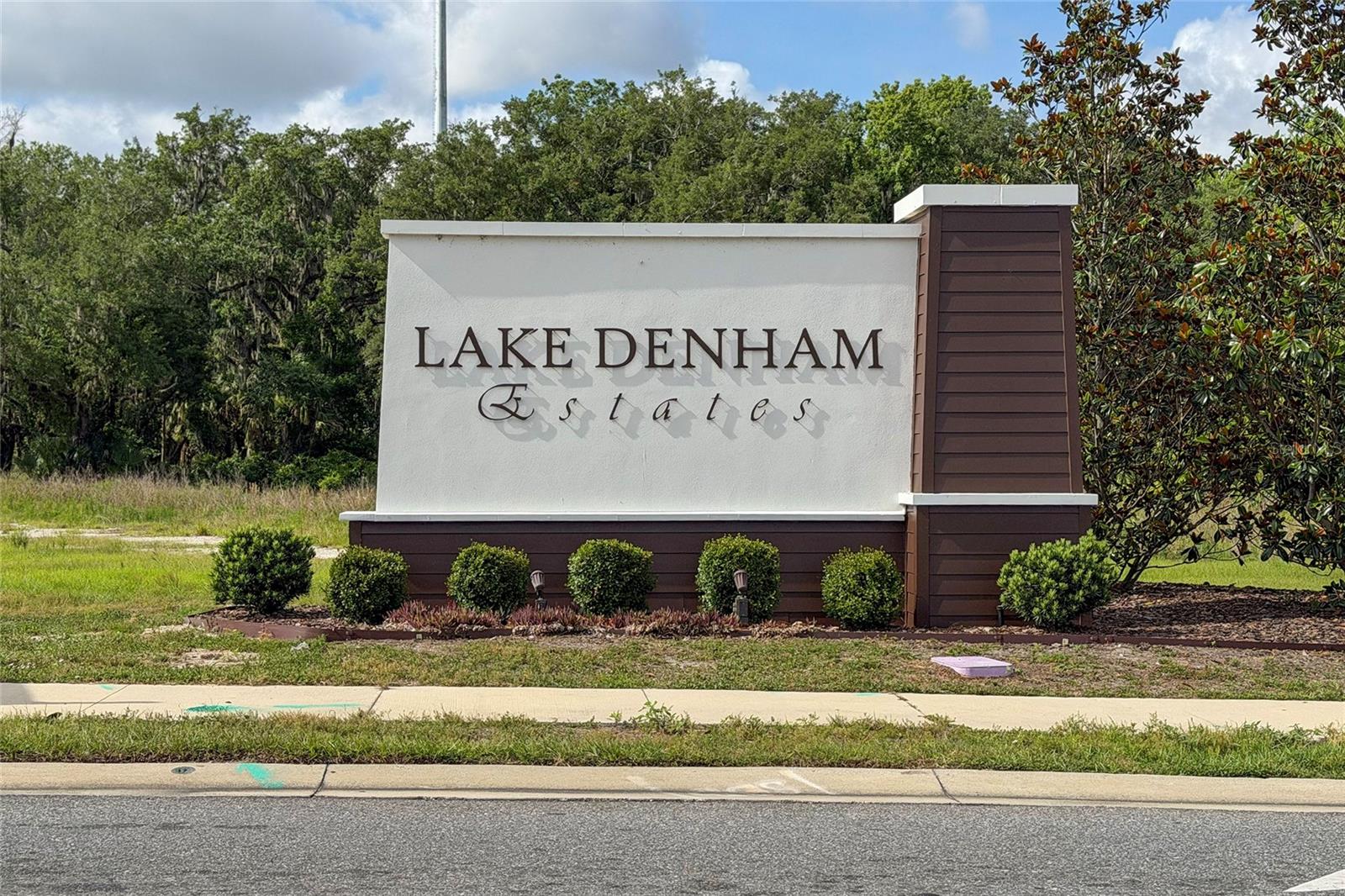 LAKE DENHAM ESTATES - Residential
