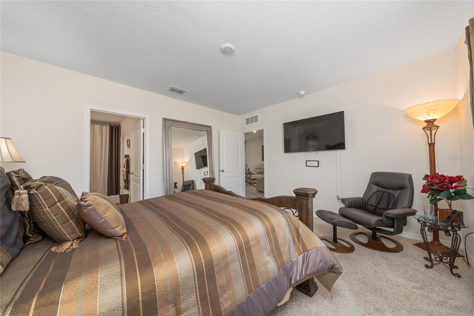 LAKE DENHAM ESTATES - Residential