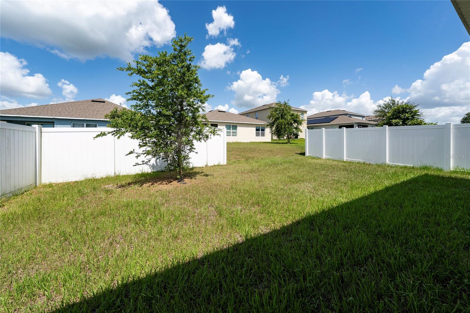 LAKE DENHAM ESTATES - Residential
