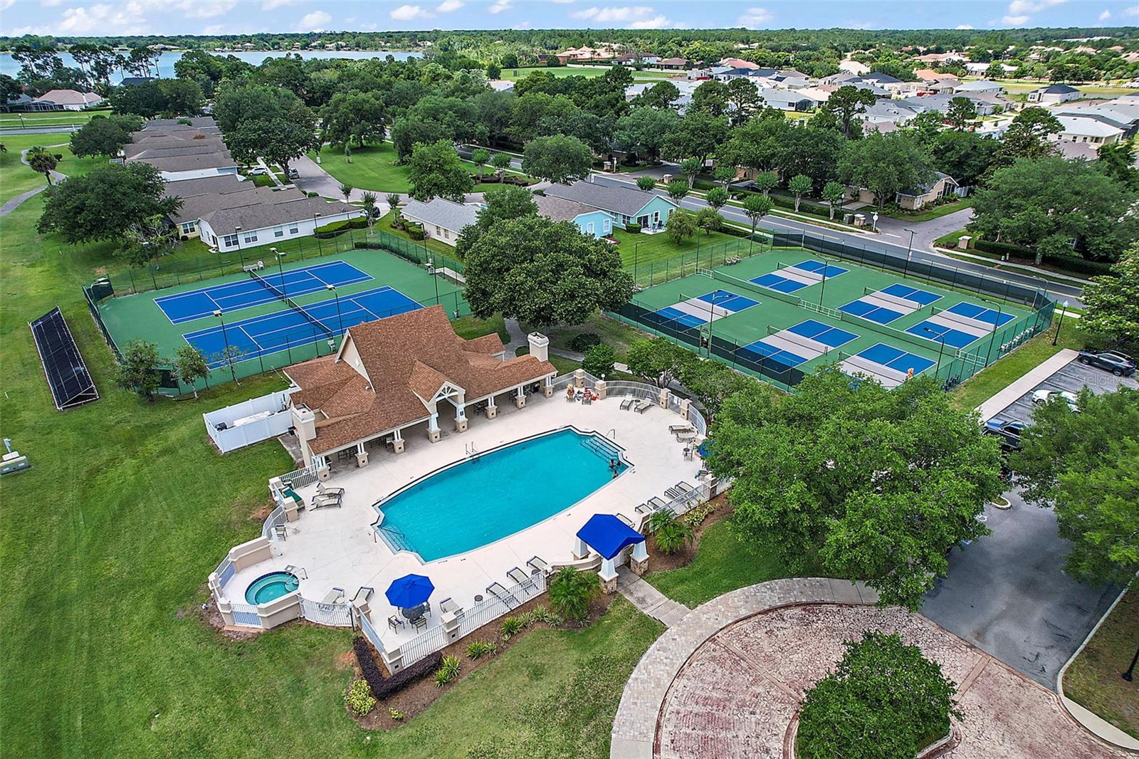 MOUNT DORA COUNTRY CLUB MOUNT DORA PH 02-2 - Residential