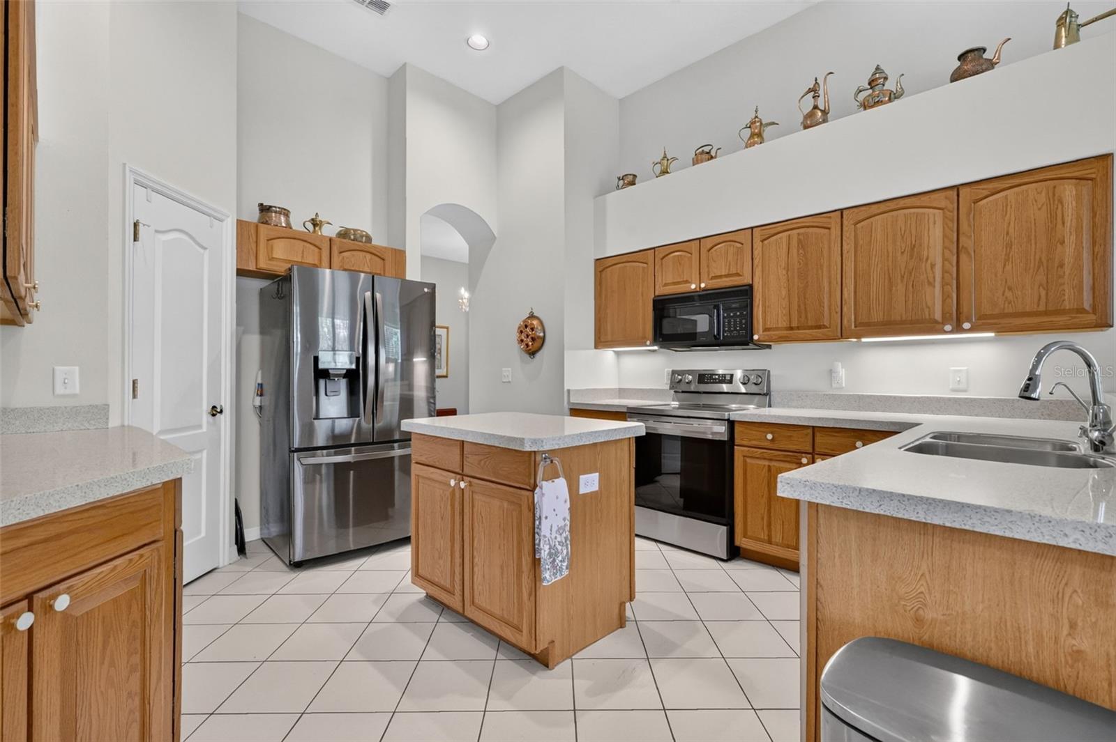 MOUNT DORA COUNTRY CLUB MOUNT DORA PH 02-2 - Residential