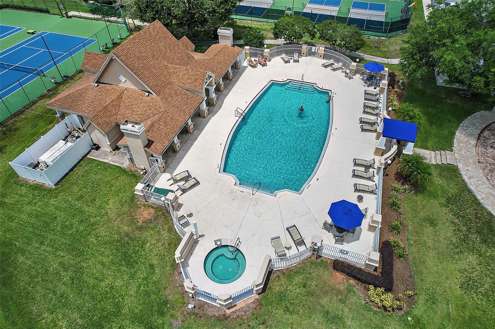 MOUNT DORA COUNTRY CLUB MOUNT DORA PH 02-2 - Residential