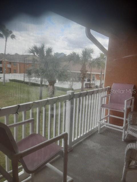 PALM POINTE - Residential