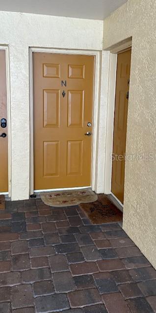 PALM POINTE - Residential