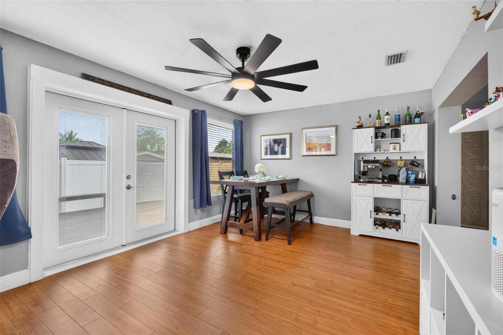 WINCHESTER PARK - Residential