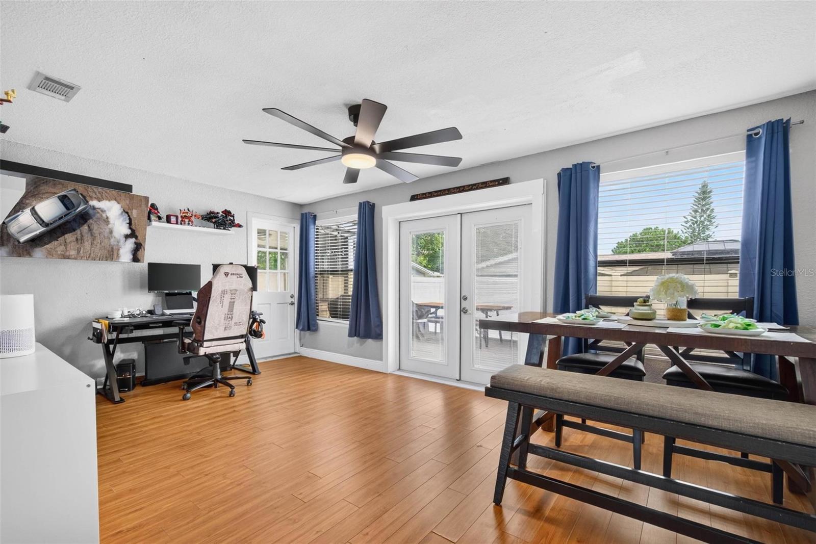 WINCHESTER PARK - Residential