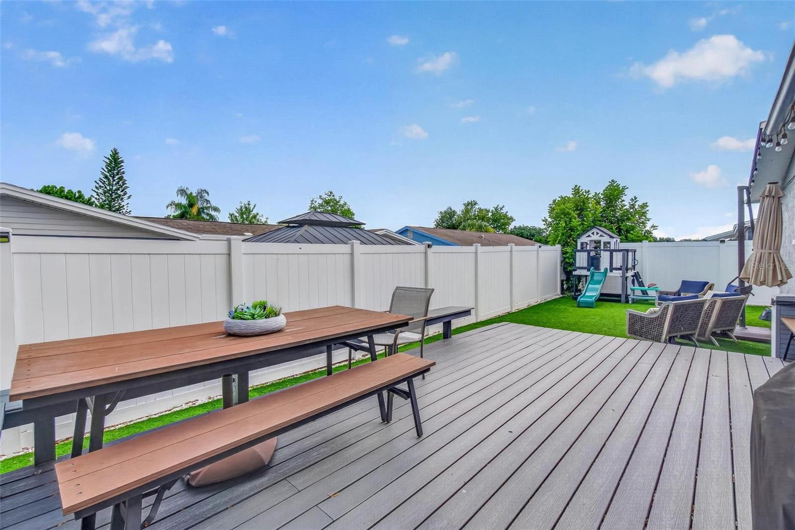 WINCHESTER PARK - Residential