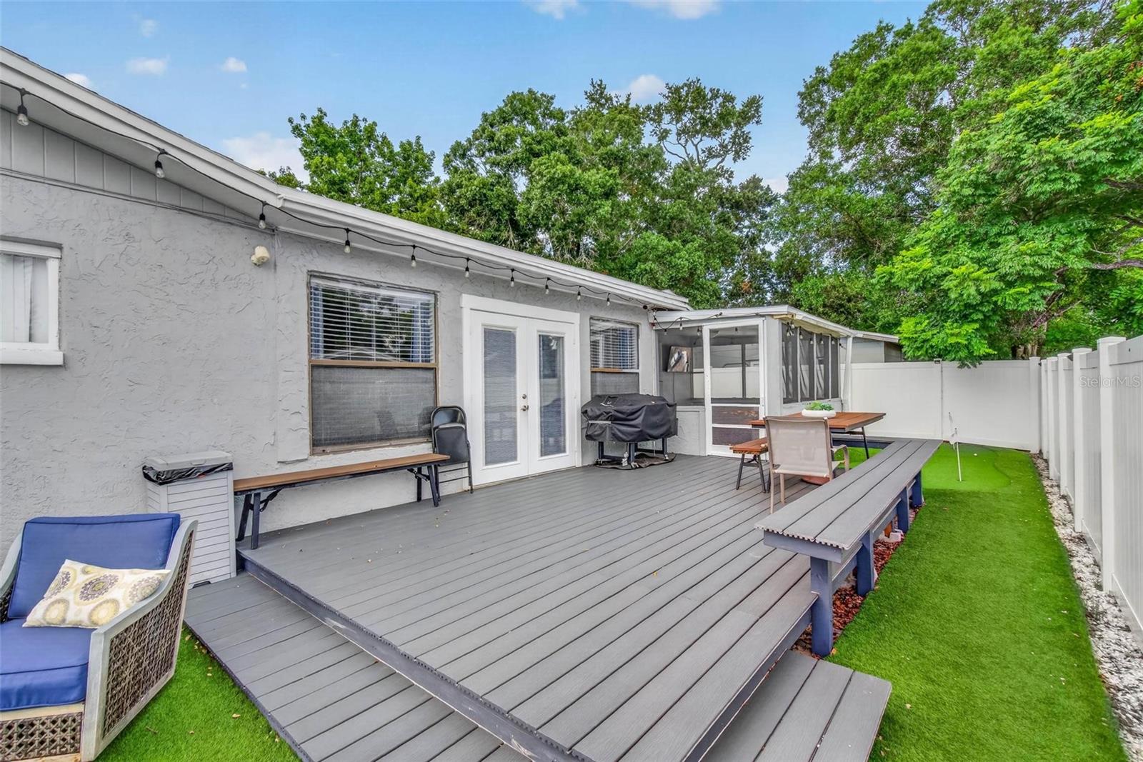 WINCHESTER PARK - Residential