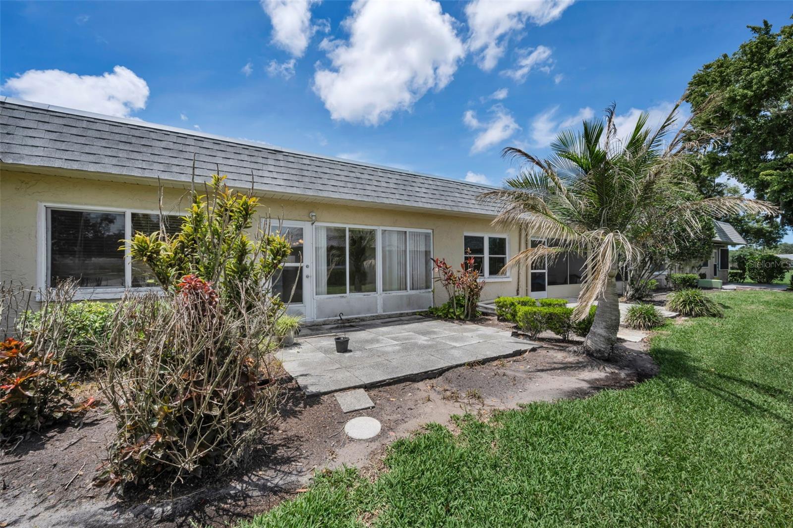 07 SPGS VILLAS CONDO - Residential Lease